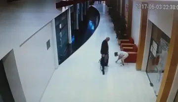 Шведът остава зад решетките