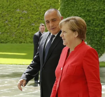 Меркел ни благодари за опазването на границите