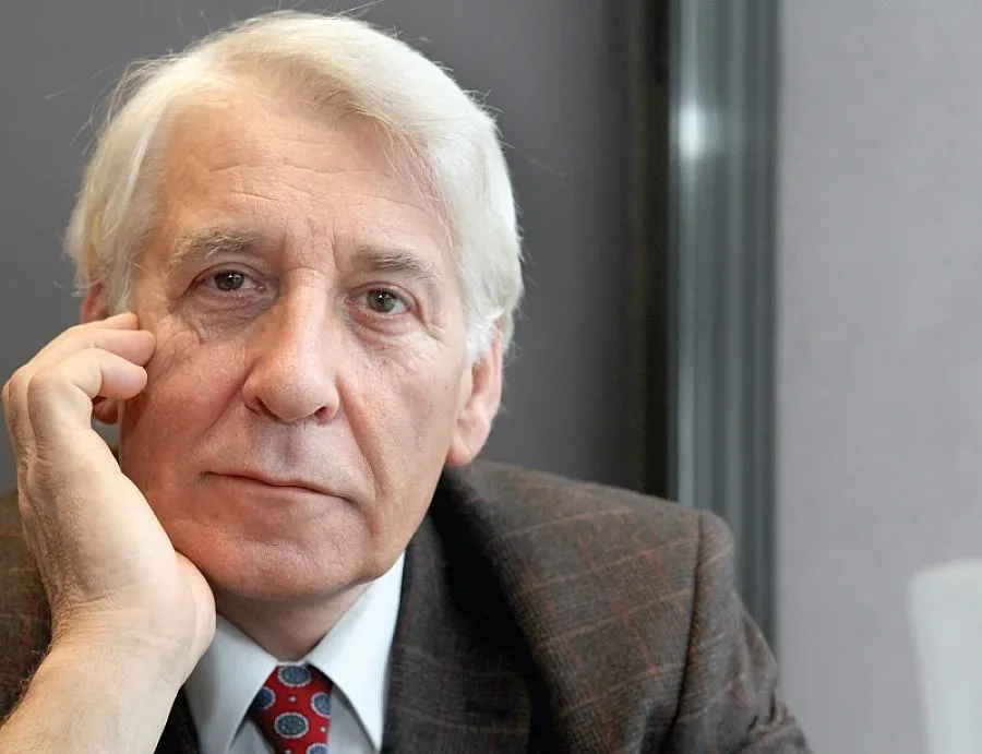 На Европа й трябва федерална власт