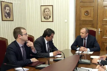 Президентът прие председателя на ВАС