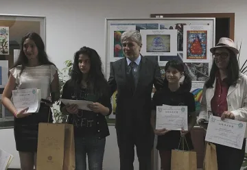 Министър Димов награди победителите в конкурса „Защити ме, за да те има"