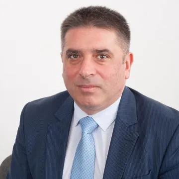 БСП манипулира, вместо да е работеща опозиция