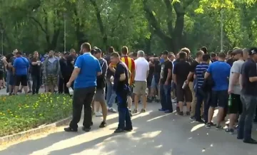 Фенове на "Левски" блокираха "Ботевградско шосе"