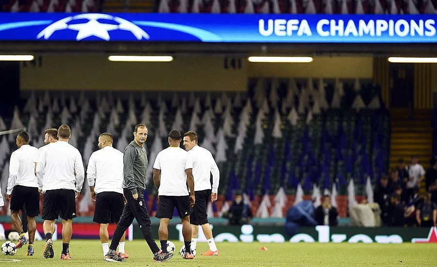 В "Ювентус" раздават "Ферари"-та при победа в ШЛ