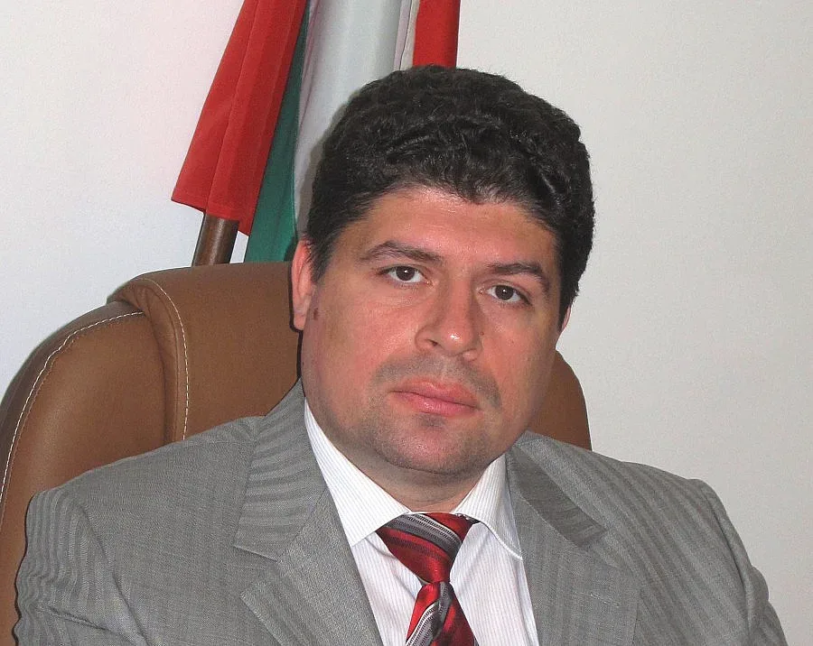 Обвиниха в умишлена безстопанственост Мирослав Николов