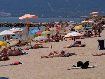 Чакаме 5,2 млн. чуждестранни туристи през лятото