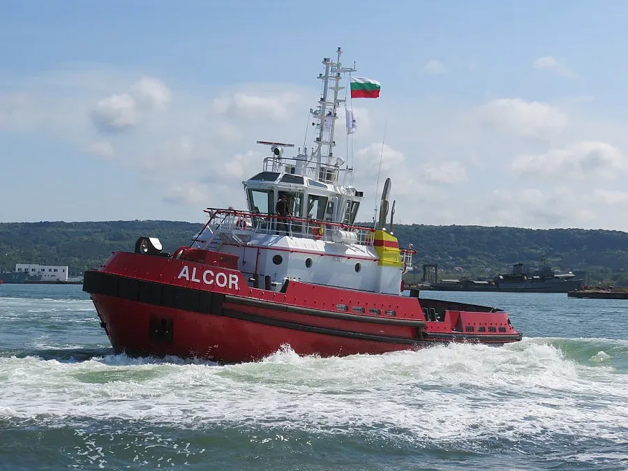 В Параходство БМФ вдигат флаг на нов морски влекач
