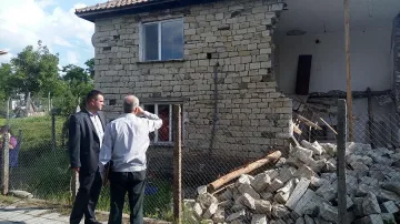 Порой остави семейство на улицата