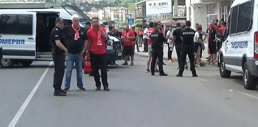 "ЦСКА-София" взе емблемата чрез фен