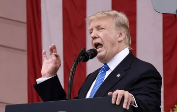 Критикуват Тръмп, държал се като "пиян турист"