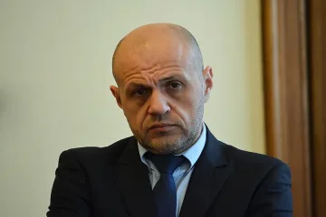 Томислав Дончев: Контролът, а не пътищата са проблем