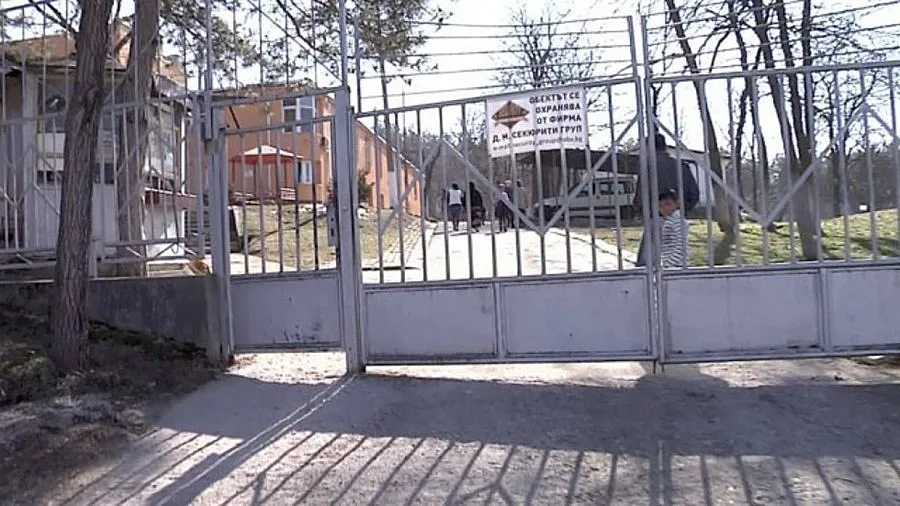 2 100 бежанци има в центровете