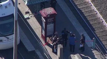 Клане на верска основа в американски влак