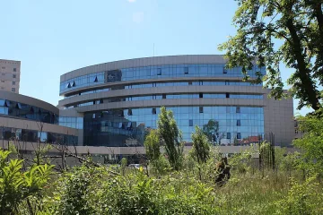 Премиерът огледа новата сграда на СГС