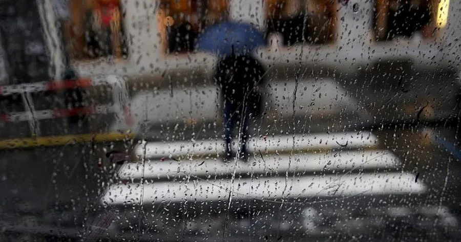 Жълт код за валежи в 18 области на страната