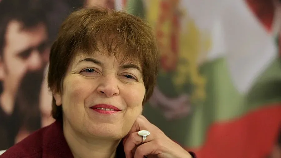 Азбука и игри на дипломация