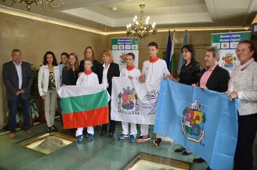 Столична община, София 2018 и БОК екипираха онкоболни деца за олимпиадата в Москва