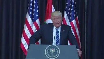 Тръмп: Това са нещастници и трябва да го знаят