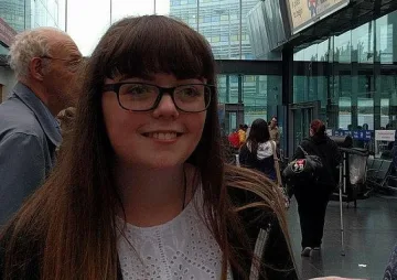 16-годишно момиче е първата идентифицирана жертва на терора