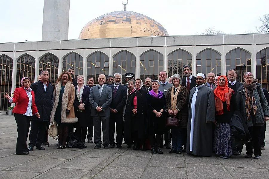 Мюсюлманите на Острова осъдиха терора
