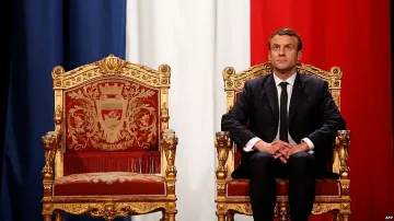 Макрон изненада с визита на Путин