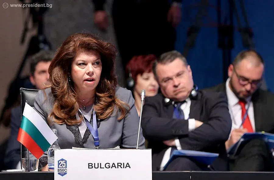 Илияна Йотова в Истанбул: Черноморско икономическо сътрудничество трябва да увеличи ефективността