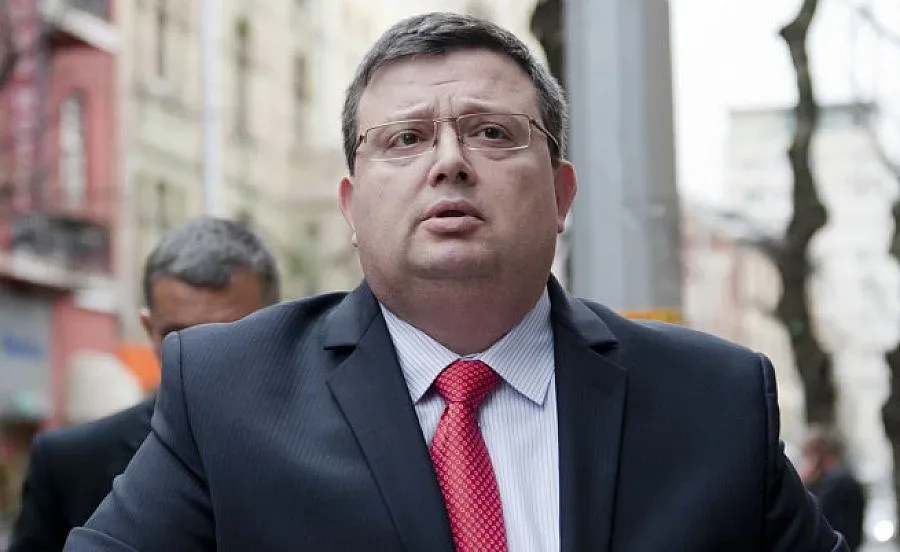 Цацаров внесе искане за отстраняване на съдия Люба Петрова