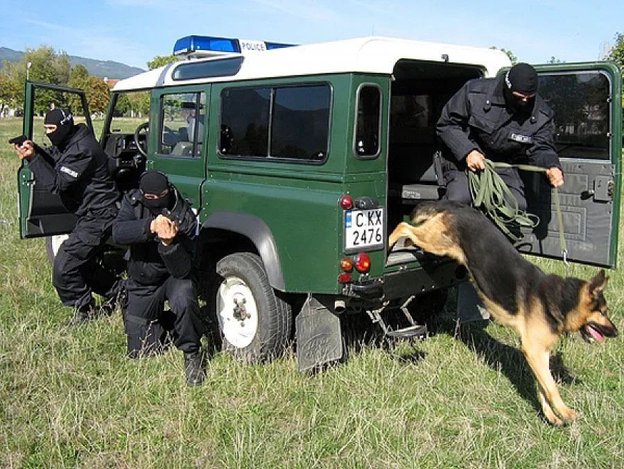 Оборудват граничните полицаи с камери