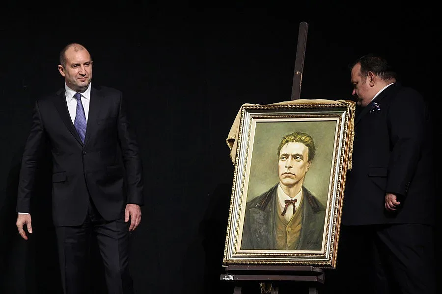 Румен Радев приветства читалищните дейци