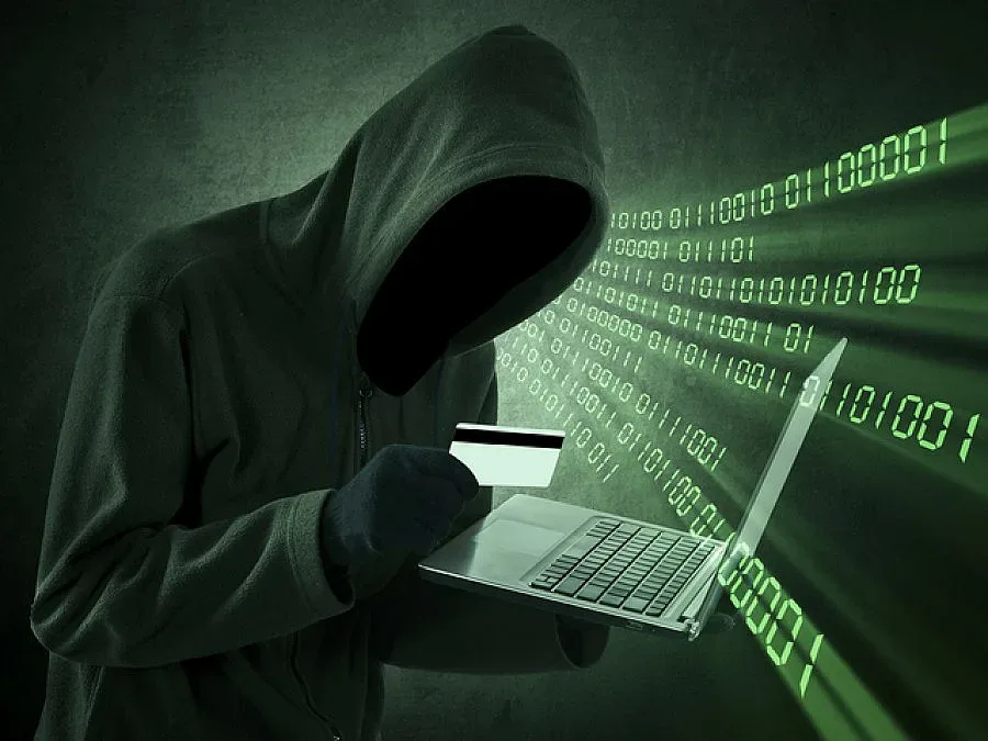 22-годишен създал вирус за контрабандата