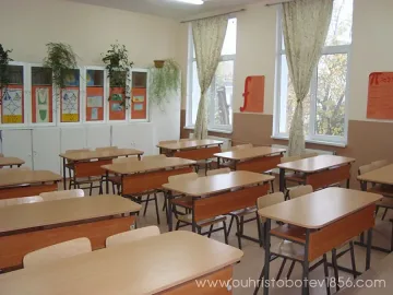 Шест гимназии получават специален статут