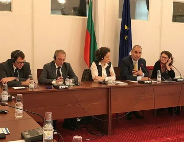 Цветанов изнесе лекция за сигурността