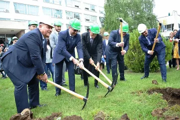 Чакат още оферти за тол системата