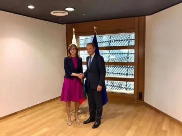 Туск похвали позицията ни за Македония