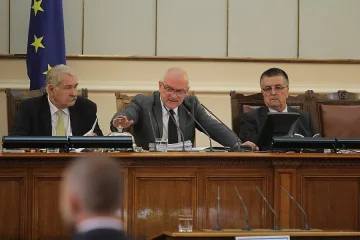 Главчев: Борисов може да говори с всеки по телефона