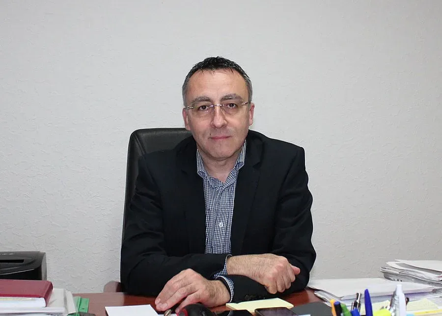 Заплатите на учителите да не се вдигат на калпак