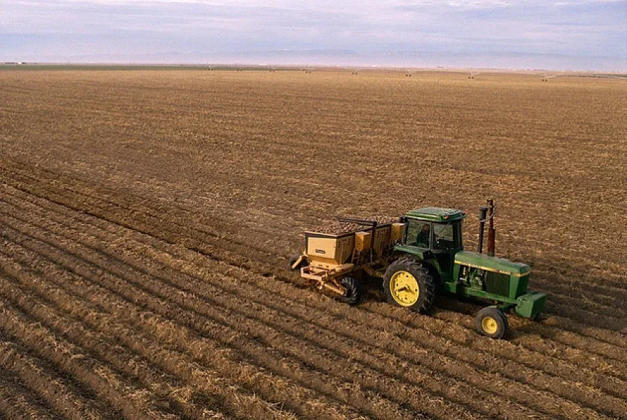 Министерство на земеделието удължи срока за заявленията за директни плащания