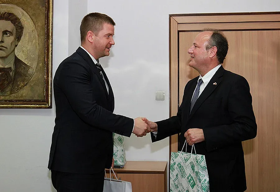 Рубин ходел редовно до музей в Стара Загора