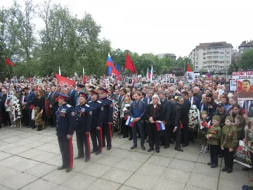 40 000 шестваха с Безсмъртния полк в България 