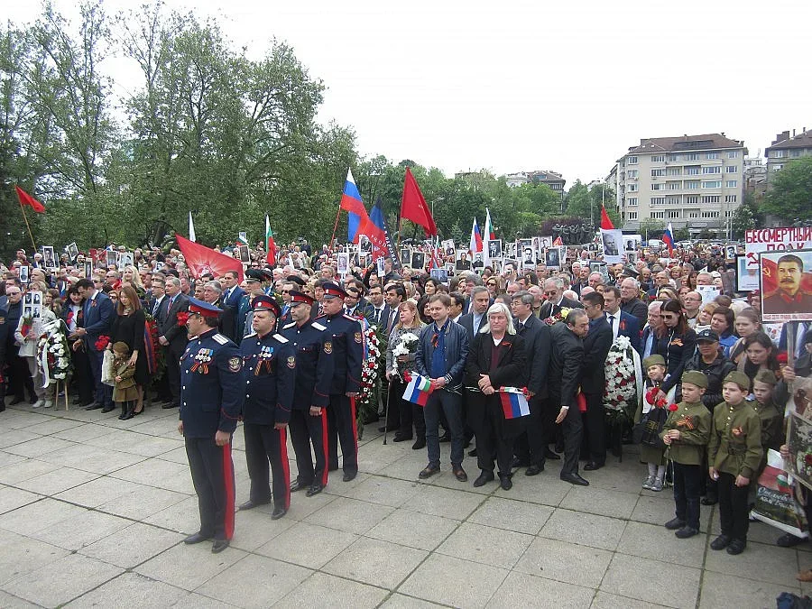 40 000 шестваха с Безсмъртния полк в България 