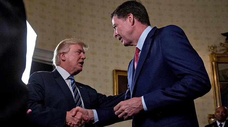 Тръмп помля защитниците на Коми