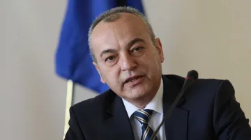 Радев назначи служебен министър за секретар