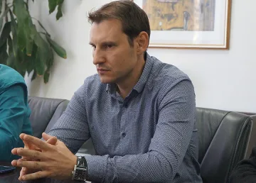 Областен хвърли оставка