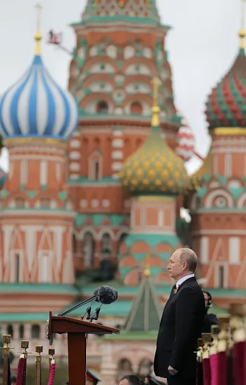 Путин на 9-ти май: Нека сме бдителни