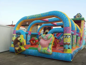 Трагедия с надуваем замък в Испания