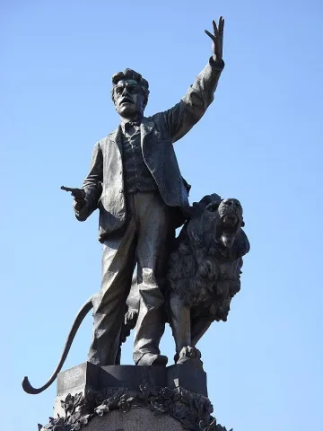 Ремонтират паметника на Апостола в Карлово