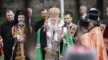 С тържествен водосвет осветиха бойните знамена