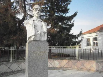 Ученици свиха бус и катастрофираха