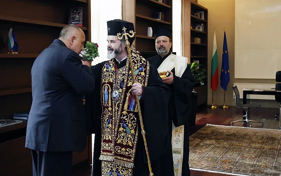 Митрополит Антоний отслужи водосвет на "Дондуков" 1