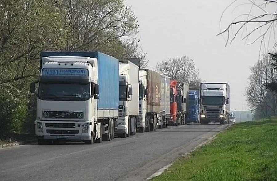 Спират движението на камиони над 12 т